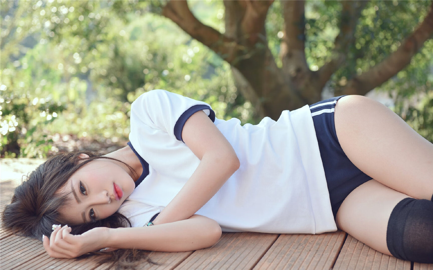 乐鱼app下载-小组赛黑马逆袭，媒体称其为“赛场奇迹”